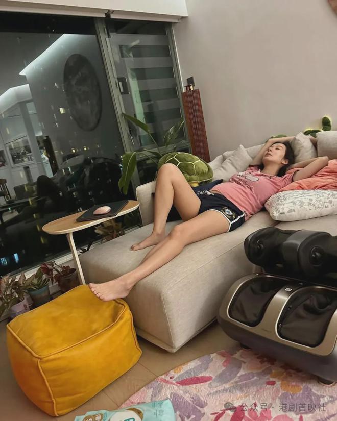 请外佣意外爆太太预产期千呎爱巢曝光AG旗舰厅麦明诗临盆在即盛劲为公开(图3)
