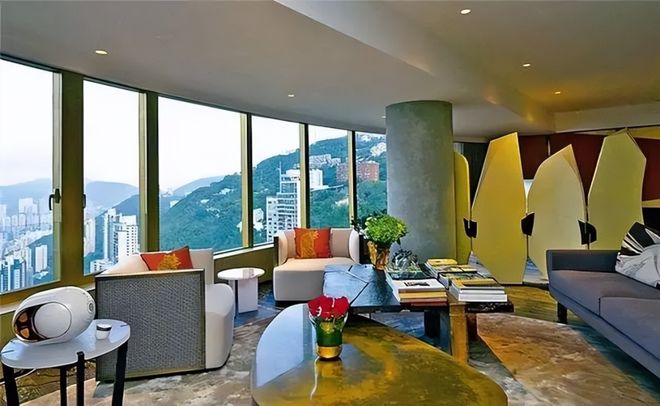 ：美貌还在婚姻没了自称“无性无爱”AG旗舰厅62岁关之琳在韩