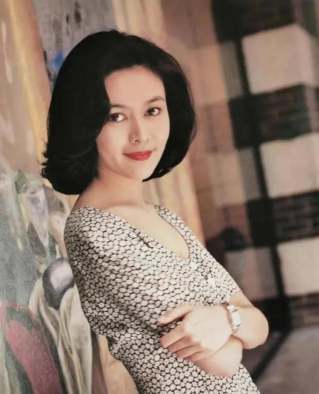 :美貌还在婚姻没了自称“无性无爱”AG旗舰厅62岁关之琳在韩国被偶遇(图8) :美貌还在婚姻没了自称“无性无爱”AG旗舰厅62岁关之琳在韩国被偶遇(图8)