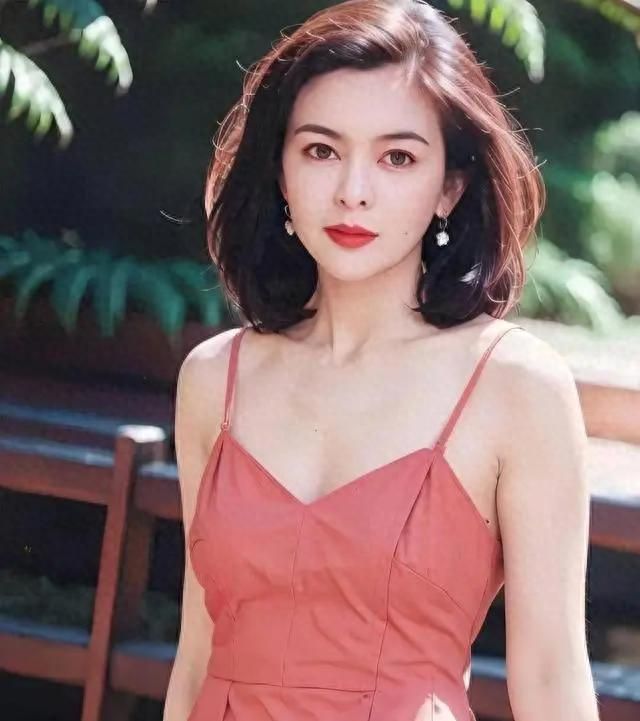 :美貌还在婚姻没了自称“无性无爱”AG旗舰厅62岁关之琳在韩国被偶遇(图7) :美貌还在婚姻没了自称“无性无爱”AG旗舰厅62岁关之琳在韩国被偶遇(图7)